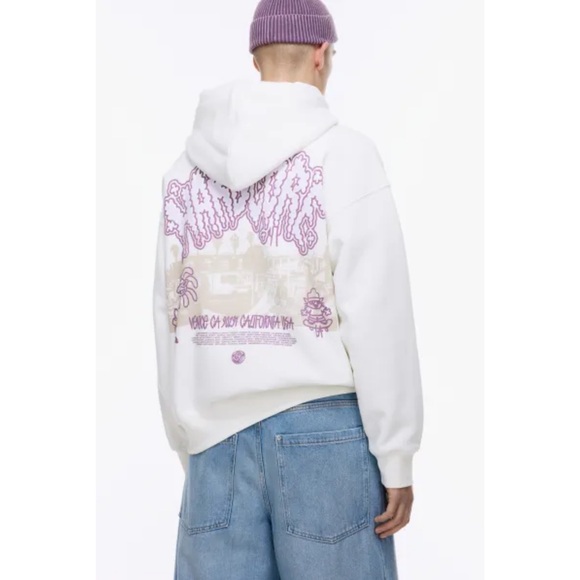 H&M Men's White Oversized Fit Hoodie With Motif - Picture 10 of 10